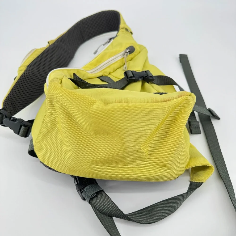 Patagonia Atom Sling Bag Yellow One Shoulder Backpack Crossbody Hiking Travel